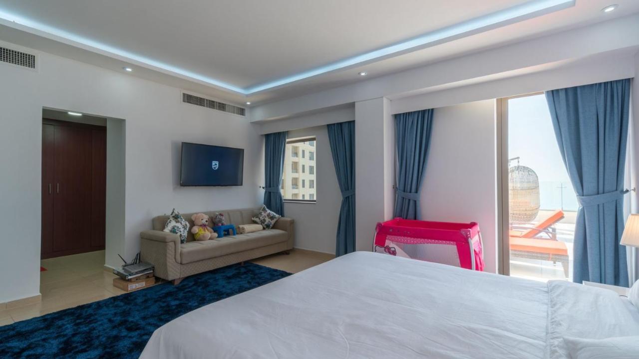 شقة Jbr Penthouse With Terrace Pool دبي المظهر الخارجي الصورة