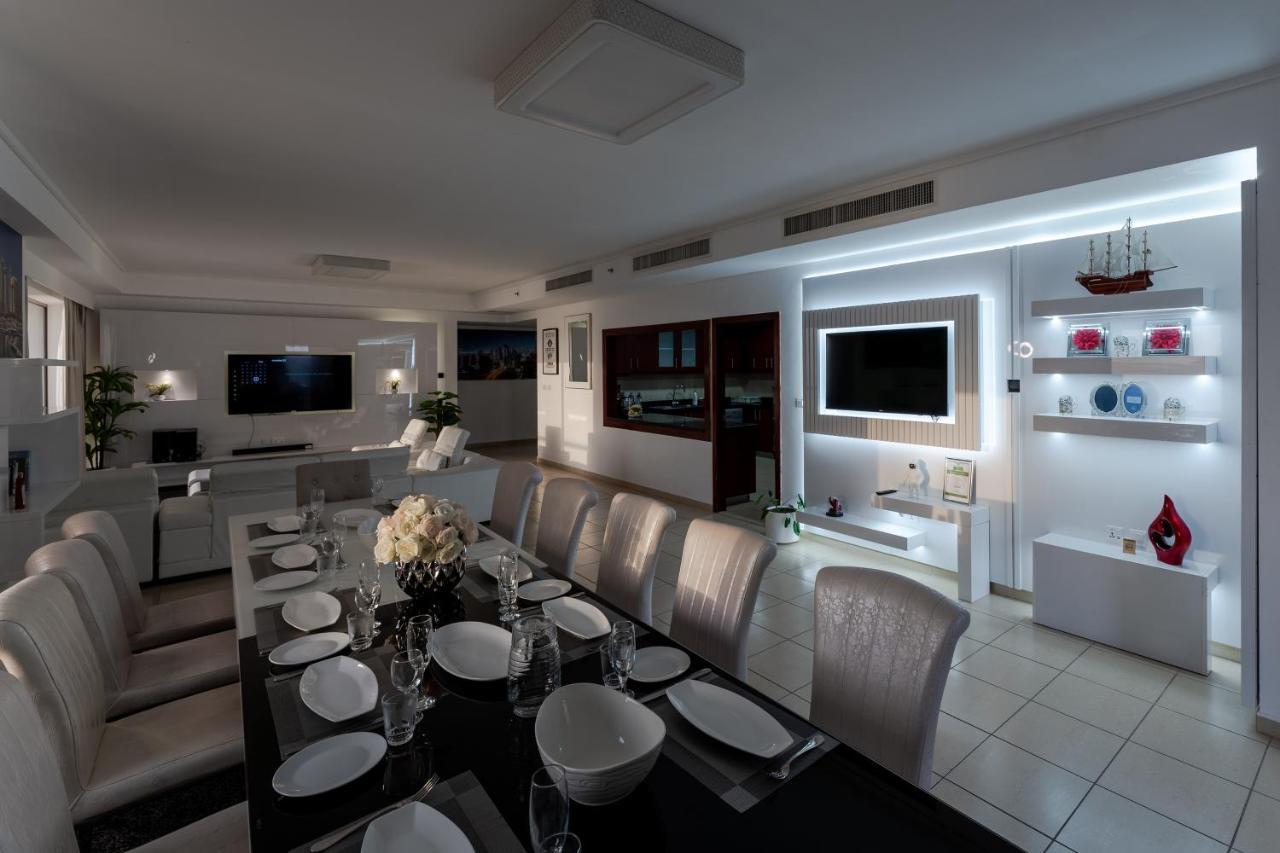شقة Jbr Penthouse With Terrace Pool دبي المظهر الخارجي الصورة