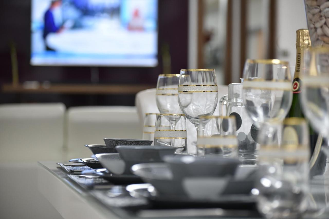 شقة Jbr Penthouse With Terrace Pool دبي المظهر الخارجي الصورة